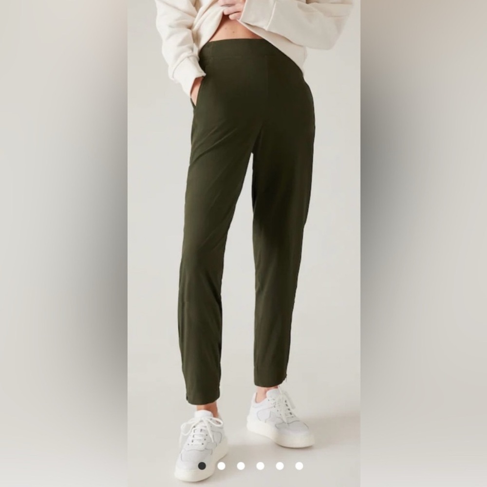 Athleta Brooklyn Jogger in Olive Green